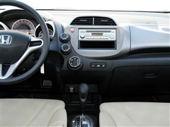 2011 1.3L Զʰ