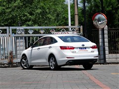 2014 2.0L ֶ