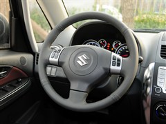 2012�� ���� 1.6L �ֶ��˶���