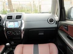 2012�� ���� 1.6L �ֶ��˶���