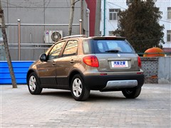 2012�� ���� 1.6L �ֶ��˶���