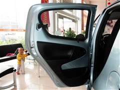 ���ǵ�,���ǵ�F0,2012�� 1.0L �п���,��������ʵ��ͼƬ