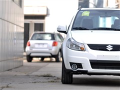2011�� ���� 1.6L �Զ��˶���