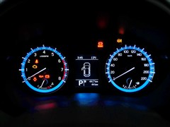 ������ľ,��Ԧ,2014�� 1.6L CVT������Ӣ��,�пط�����ʵ��ͼƬ