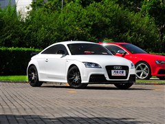 2014�� TT Coupe 45 TFSI ������