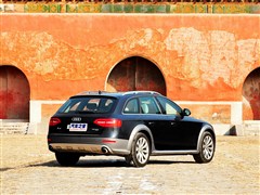 2013 40 TFSI allroad quattro 