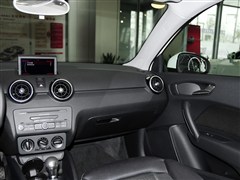 �µ�(����),�µ�A1,2014�� 30 TFSI Sportbackʱ����,�пط�����ʵ��ͼƬ