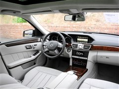 2015 E 320 L  4MATIC