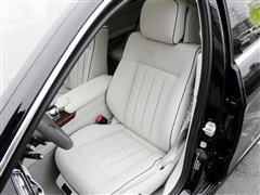 2015 E 320 L  4MATIC