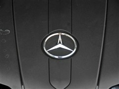 2015 E 320 L  4MATIC