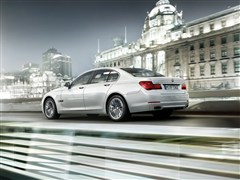 2013 750Li xDrive