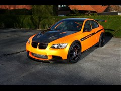 2011 M3̼