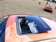 2010  1.5L Զ