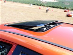 2010  1.5L Զ