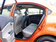 2010  1.5L Զ