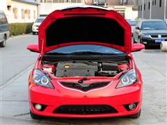 2010  1.5L Զ