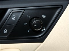 �Ϻ�����,����,2013�� 1.6L �Զ�������,��������ʵ��ͼƬ