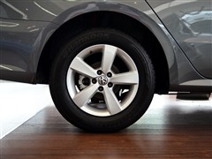 2013�� 1.6L �ֶ����а�