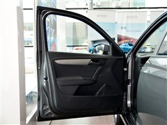 2013�� 1.6L �ֶ����а�
