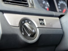 �Ϻ�����,����,2013�� 1.6L �ֶ����а�,�пط�����ʵ��ͼƬ