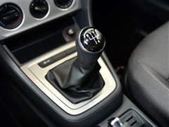 2013�� 1.6L �ֶ����а�