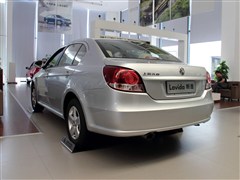 2013�� ���� 1.6L �ֶ����а�