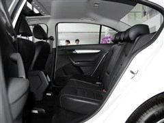 2013�� �Ŀ� 1.4TSI �ֶ����ʰ�