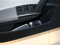 �Ϻ�����,����,2013�� 1.6L �ֶ�������,��������ʵ��ͼƬ