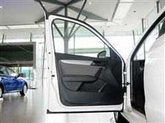 2013�� 1.6L �ֶ�������