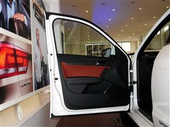 2014�� 1.6L �Զ��˶���