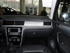 2014�� 1.6L �ֶ�������