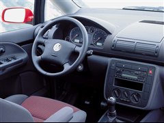 ����(����),����,2004�� 2.8 V6,�пط�����ʵ��ͼƬ