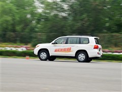 2012�� 4.6L �Զ�VX-R