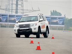 2012�� 4.6L �Զ�VX-R