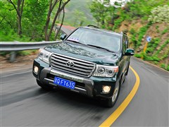 2012�� 4.6L �Զ�VX-R