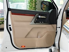 һ������,���¿�·��,2012�� 4.0L �Զ�VX,��������ʵ��ͼƬ