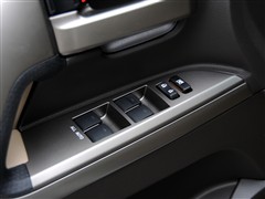 һ������,���¿�·��,2010�� 4.0L �Զ�VX,��������ʵ��ͼƬ