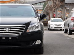 һ,ʹ,2010 V8 4.3L Royal Saloon VIP,ϸʵͼƬ