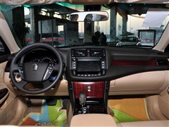 2010 V6 3.0L Royal Saloon