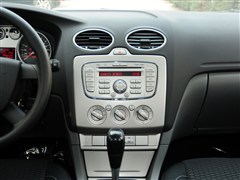 2013 ᾭ 1.8L AT