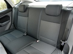 2013 ᾭ 1.8L AT