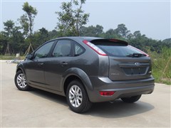 2013 ᾭ 1.8L MT