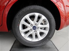 2013 ᾭ 1.8L AT