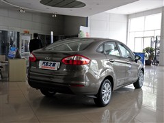 2013  1.5L ֶʱ