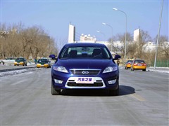 2010 2.3L ˶