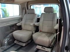 ,ɿE,2010 2.4LƸ쳵׼M240-4G64,ʵͼƬ