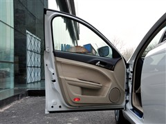 2011 2.0L Զ