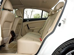 2011 2.0L Զ