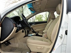 2011 2.0L Զ