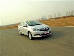 2013�� 1.5L �ֶ��콢��